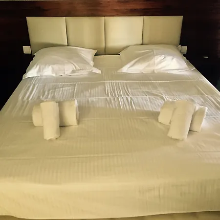 Hotell Les Hauts De Porto-vecchio