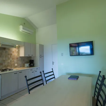 Les Hauts De Porto-vecchio